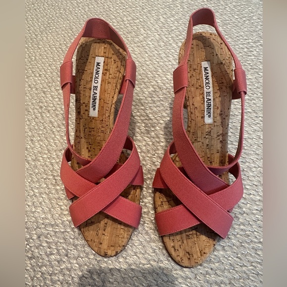 Manolo Blahnik pink scrappy sandal - Picture 1 of 5